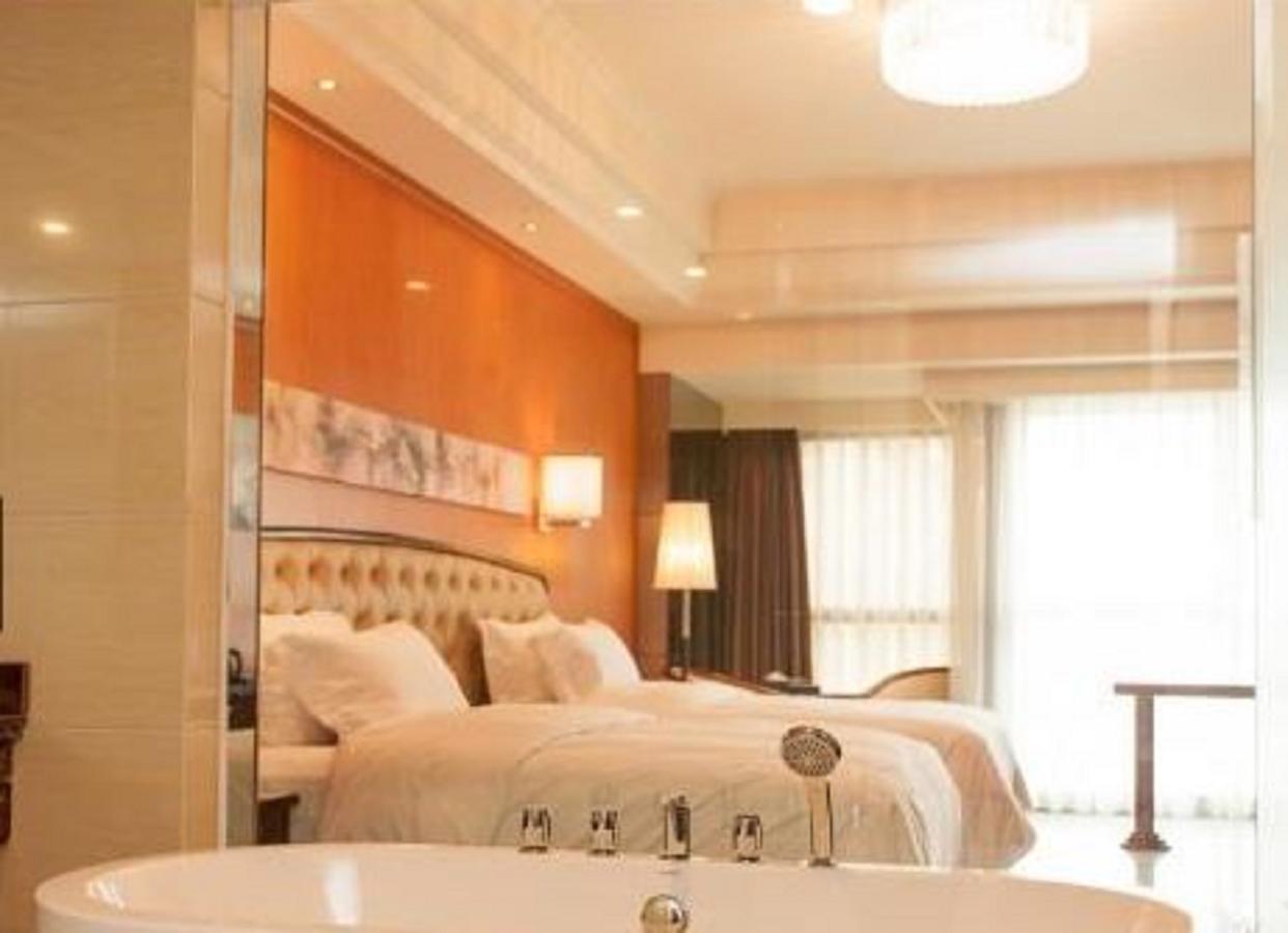Chengdu Zhengyuan Xiyue Hotel ภายนอก รูปภาพ
