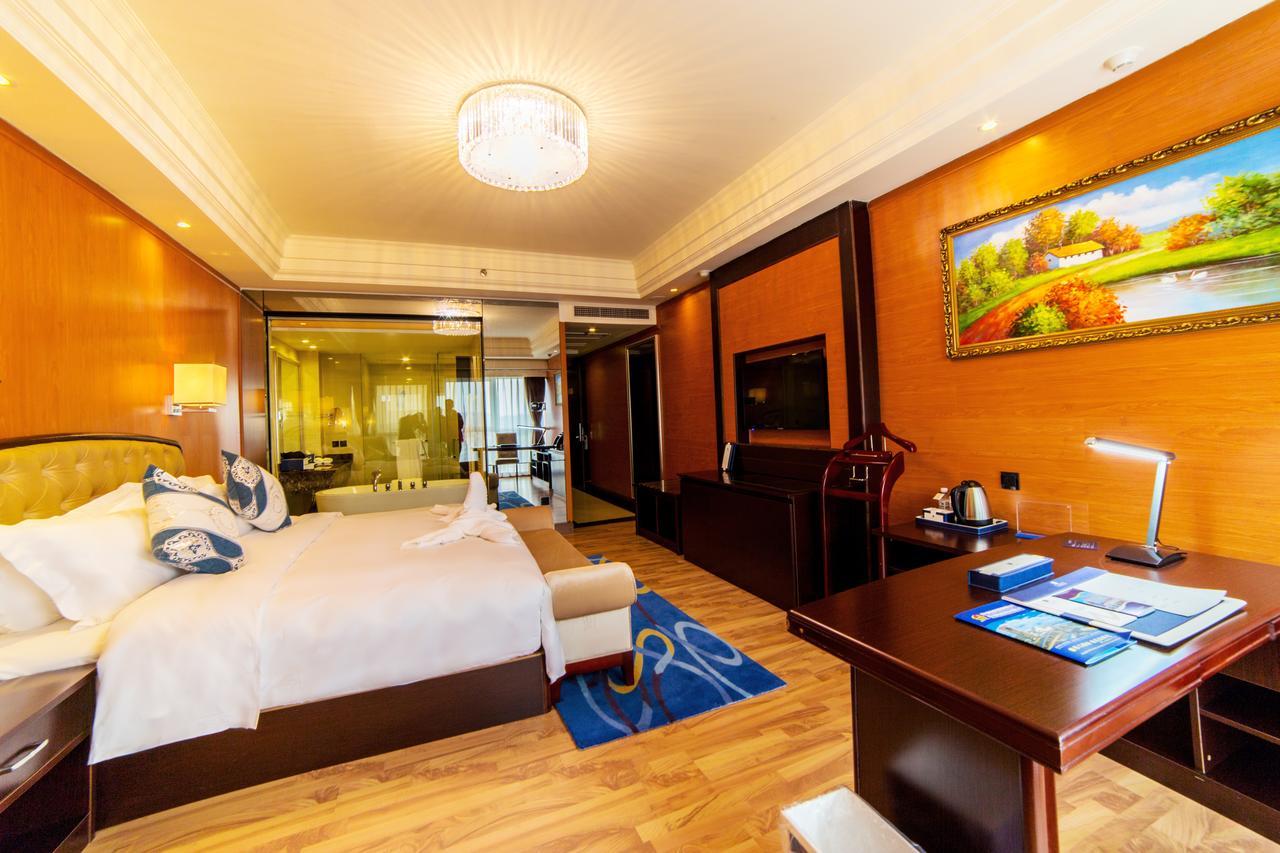 Chengdu Zhengyuan Xiyue Hotel ภายนอก รูปภาพ